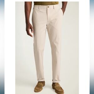 Bonobos The Chino 2.0 size 32W30L in Oatmilk